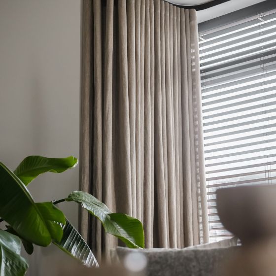 Raambekleding voor de woonkamer op maat