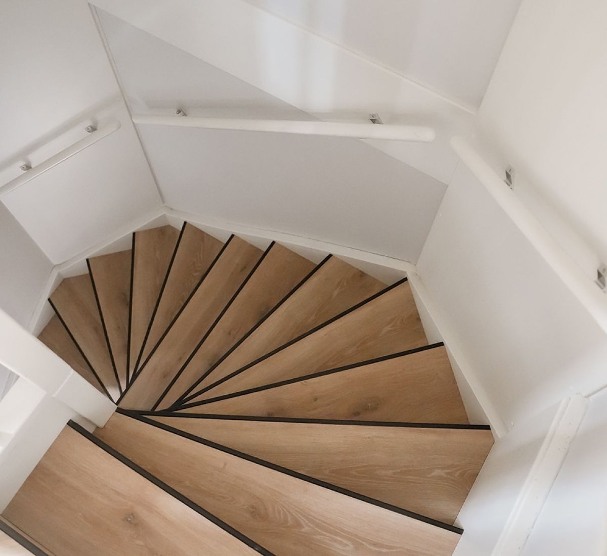 KI EK0324 WesselsWonen 00066 6b9b2f9d Vloeren Wessels Wonen