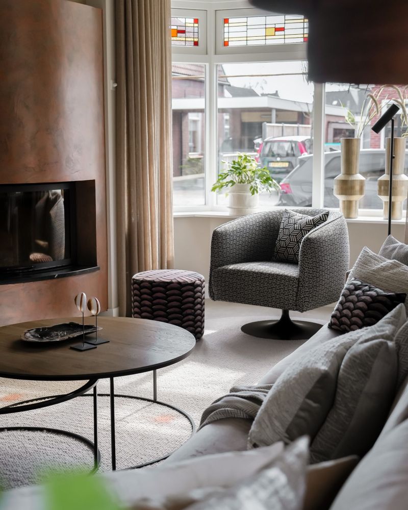 Groot assortiment relaxfauteuils in leer en stof